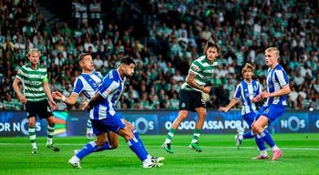 FC Porto vence Sporting no primeiro clássico da época e isola-se na liderança