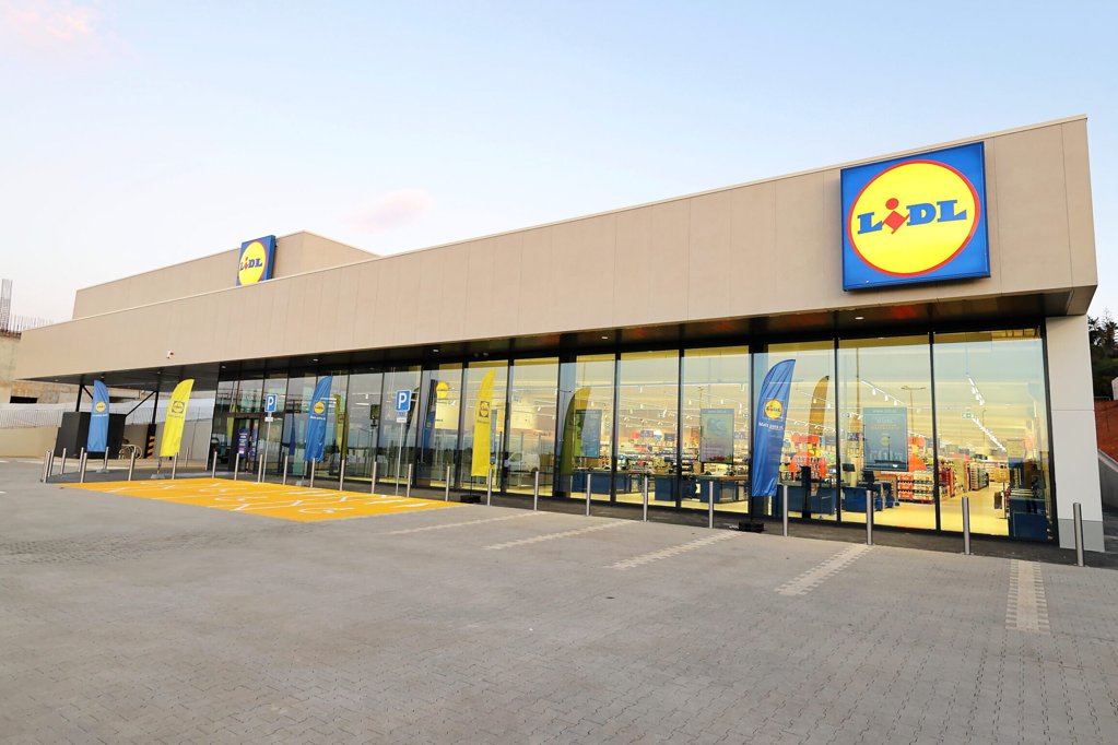 Lidl Portugal Entra para o Guinness com Lasanha de Proporções Históricas
