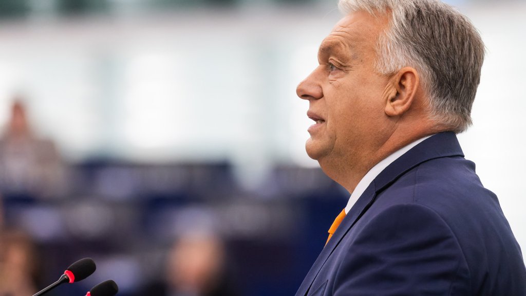 União Europeia e Estados Unidos Selam Acordo Comercial para Evitar Guerra Tarifária